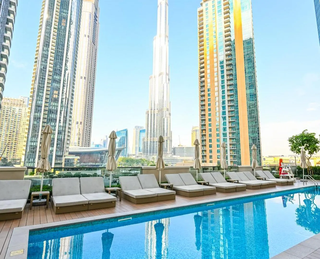 Majestic Actone 1Br Dowtown Dubai Apartment