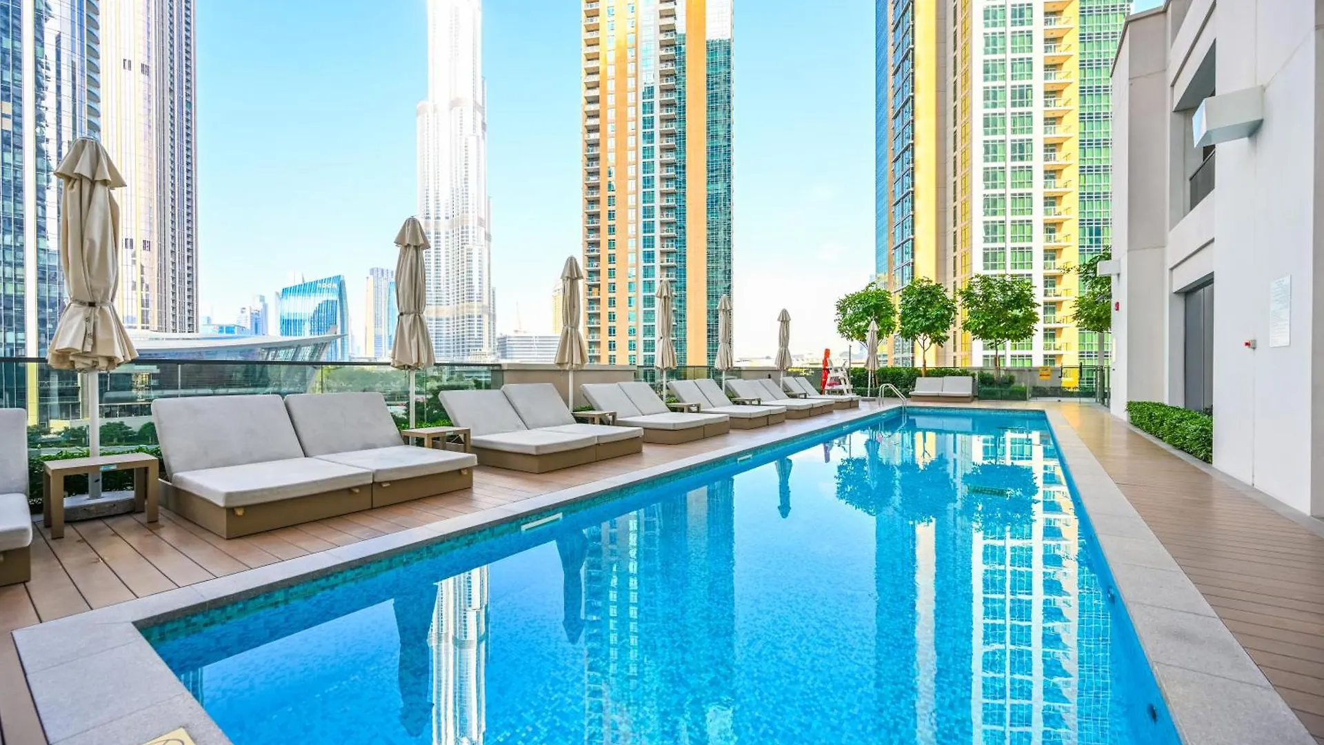 Majestic Actone 1Br Dowtown Dubai Apartment