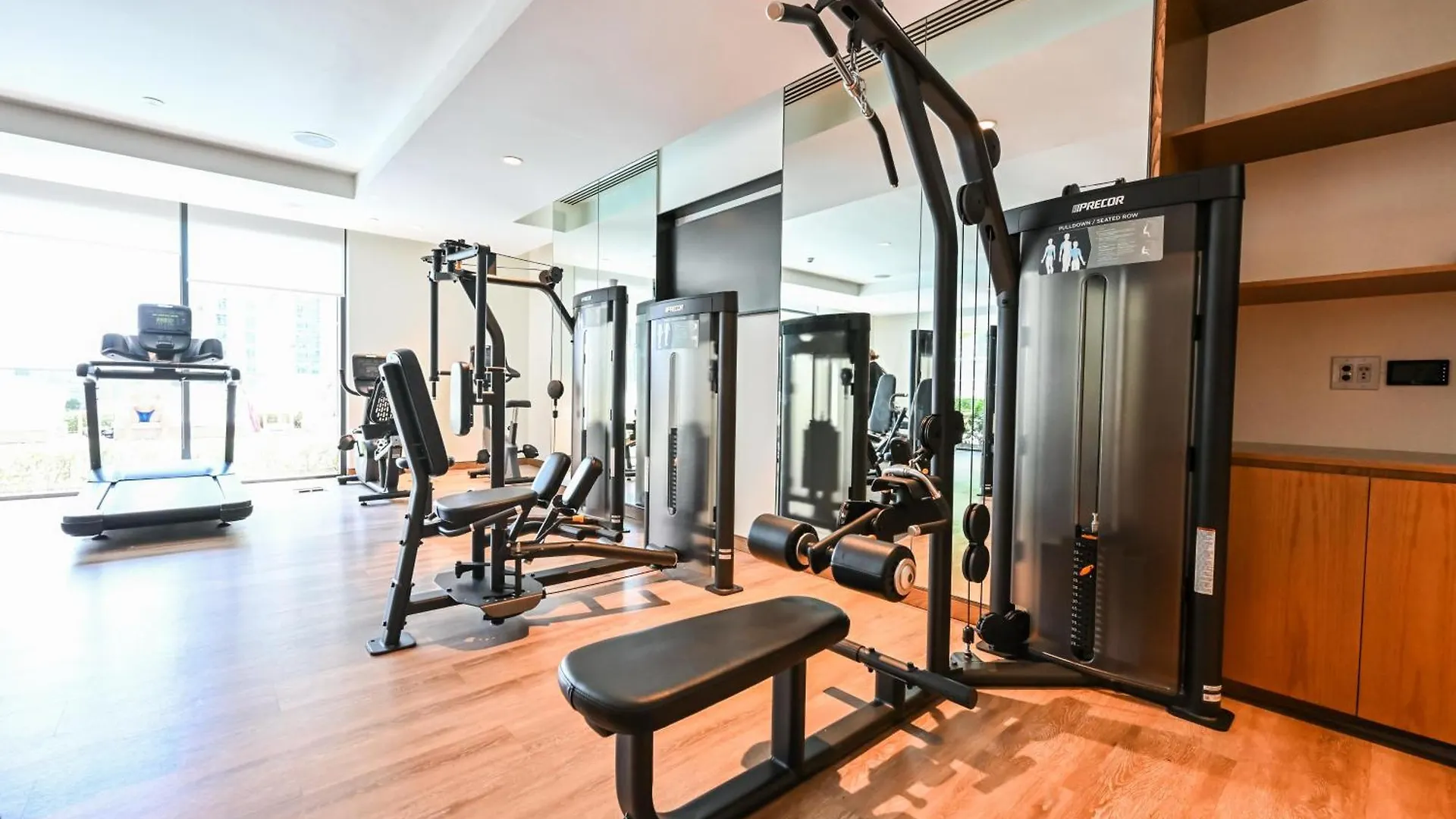 Majestic Actone 1Br Dowtown Dubai Apartment