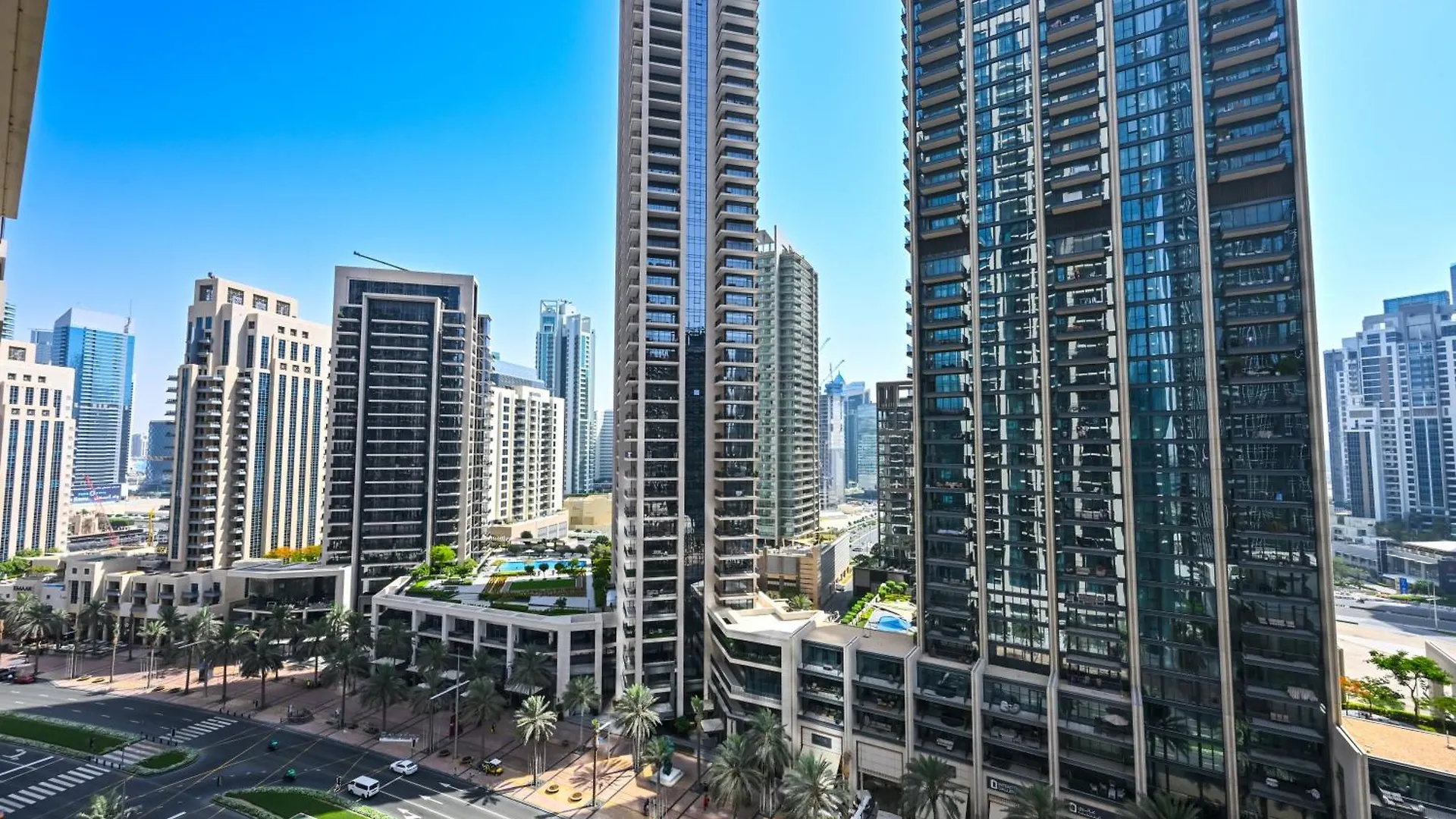 Majestic Actone 1Br Dowtown Dubai Apartment