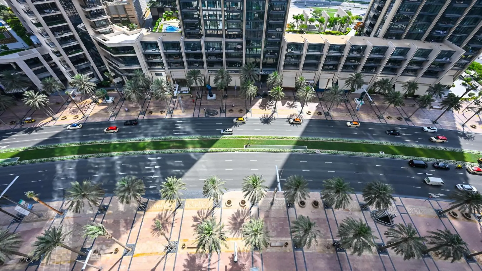 Majestic Actone 1Br Dowtown Dubai Apartment